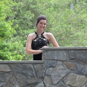 Meet your Posher, Caitlyn